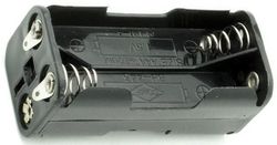 Držák baterie 4xR03 s pájecím očky L011